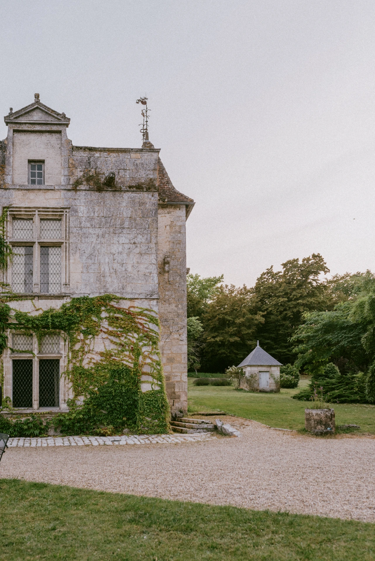 Photographie d'architecture du Château de Maumont en Charente proche d'Angoulême pour les mariages