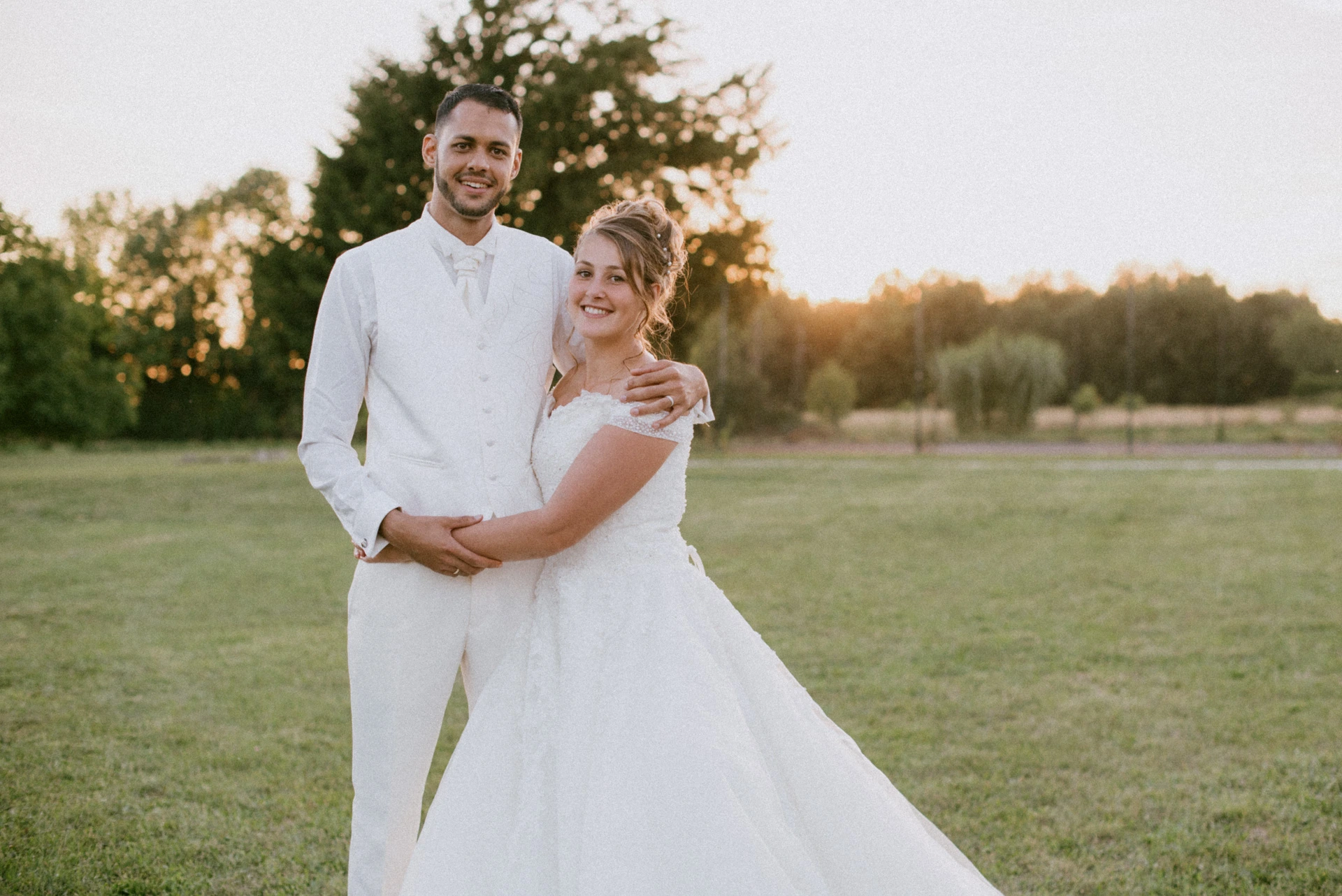 Couple de mariés à Cognac — mariage Fine Art Charente