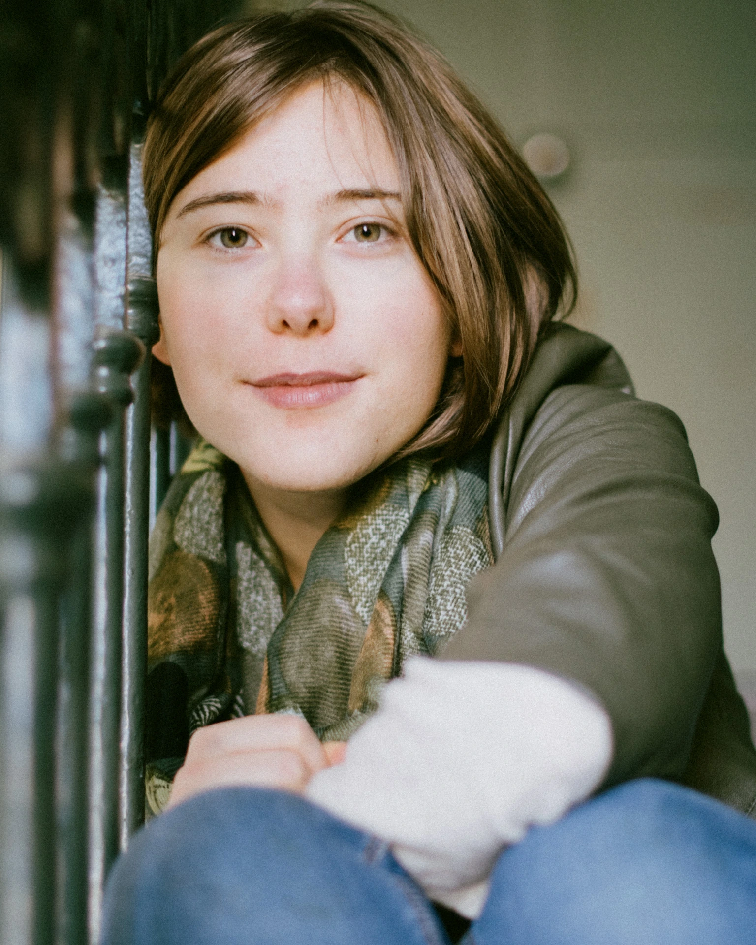 Photographe portrait femme regard doux — Angoulême, Charente