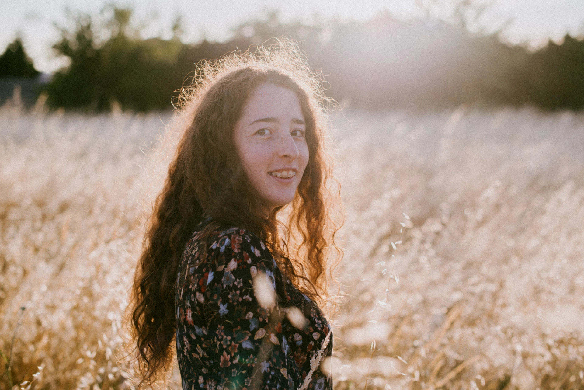 Photographe portrait Charente — Cognac, séance lifestyle en lumière naturelle par Alexandre Topolewski
